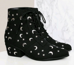 OLIVIA stars moon boots