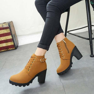 The Flat Heel Women Boots