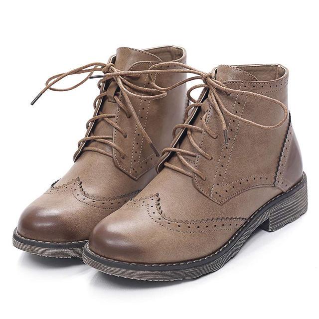 The  Oxford Women Leather Boots